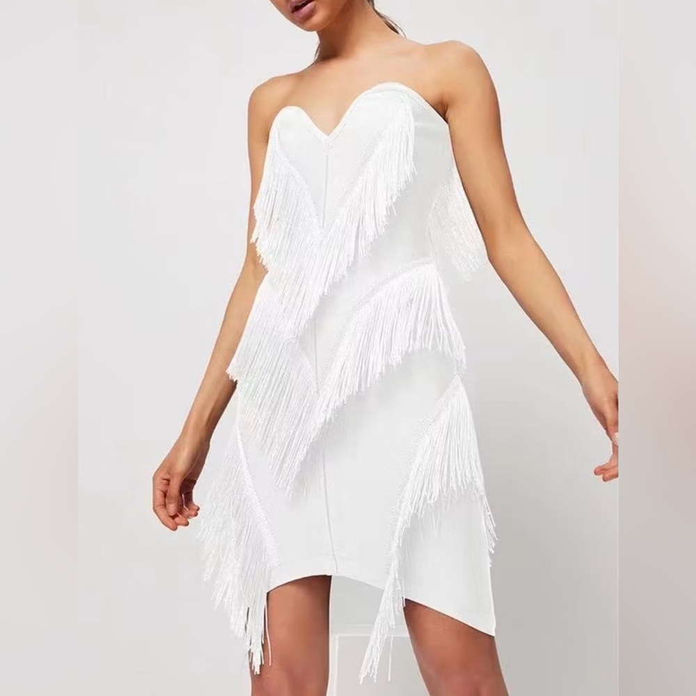 Elliatt Strapless Fringe Dress in Cream Romina size small NWT